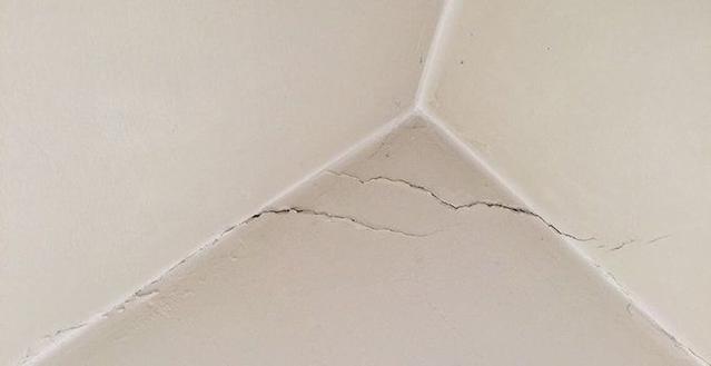 墙体裂缝怎么处理？这些修补小窍门太实用了！  第3张